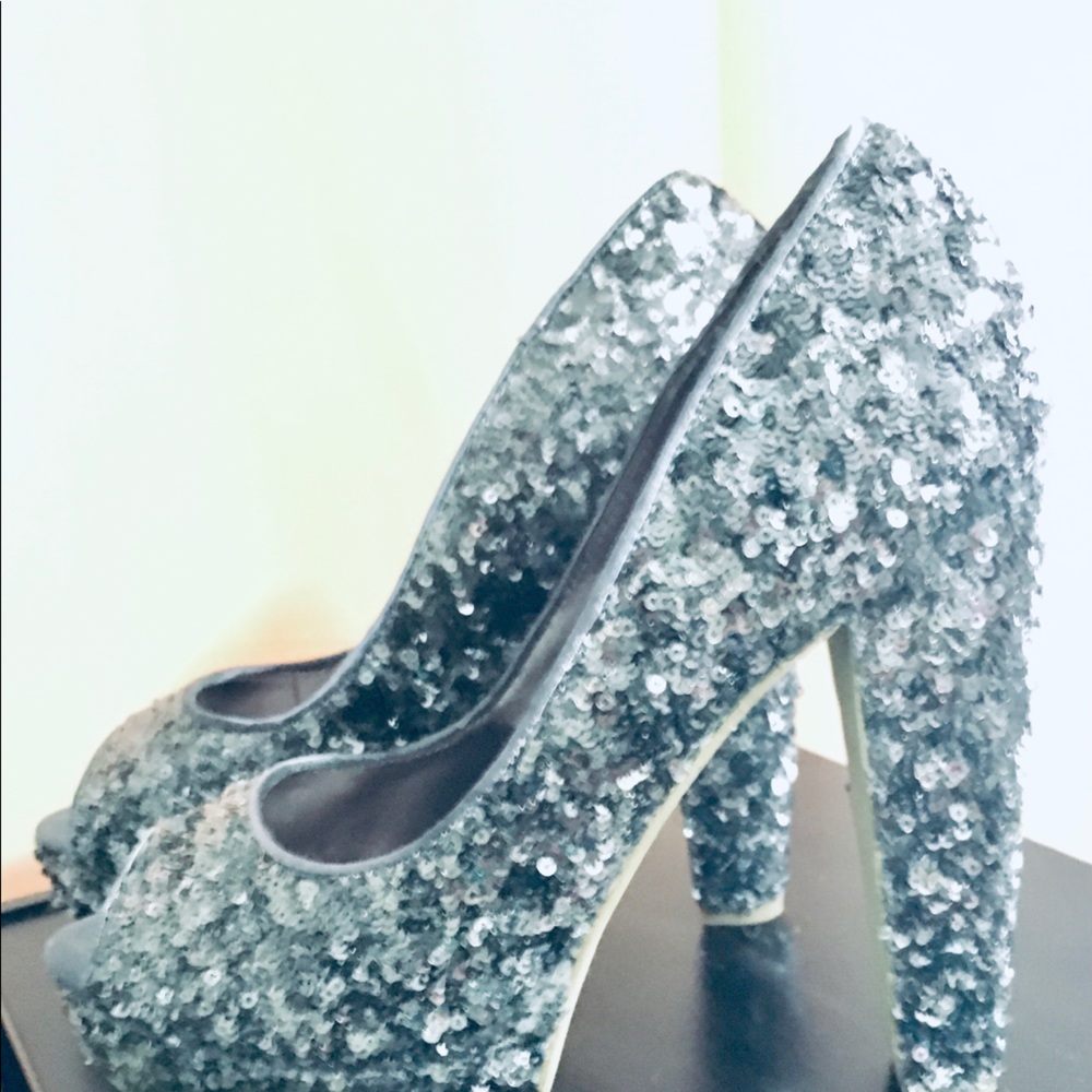 STEVE MADDEN P-Alice sequin heels sz 8 great cond!